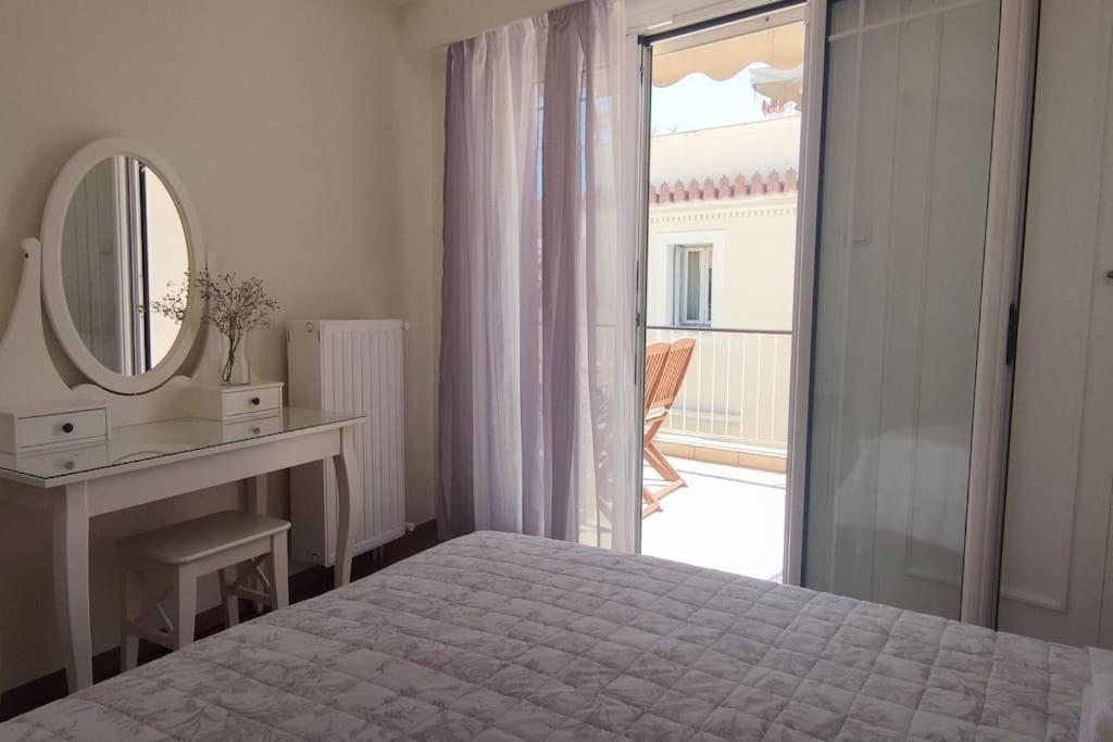 Plaka'S Heart Apartment เอเธนส์ ภายนอก รูปภาพ