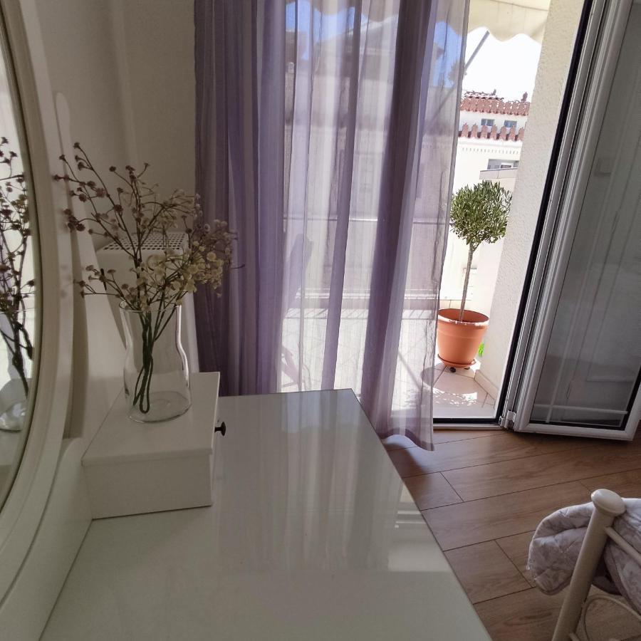 Plaka'S Heart Apartment เอเธนส์ ภายนอก รูปภาพ